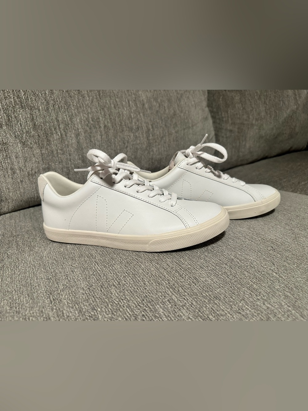 Veja Women's Esplar Leather Sneaker in Extra White